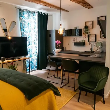 Coeur De Neuf Et Design Tt Equipe Parking Gratuit Apartment